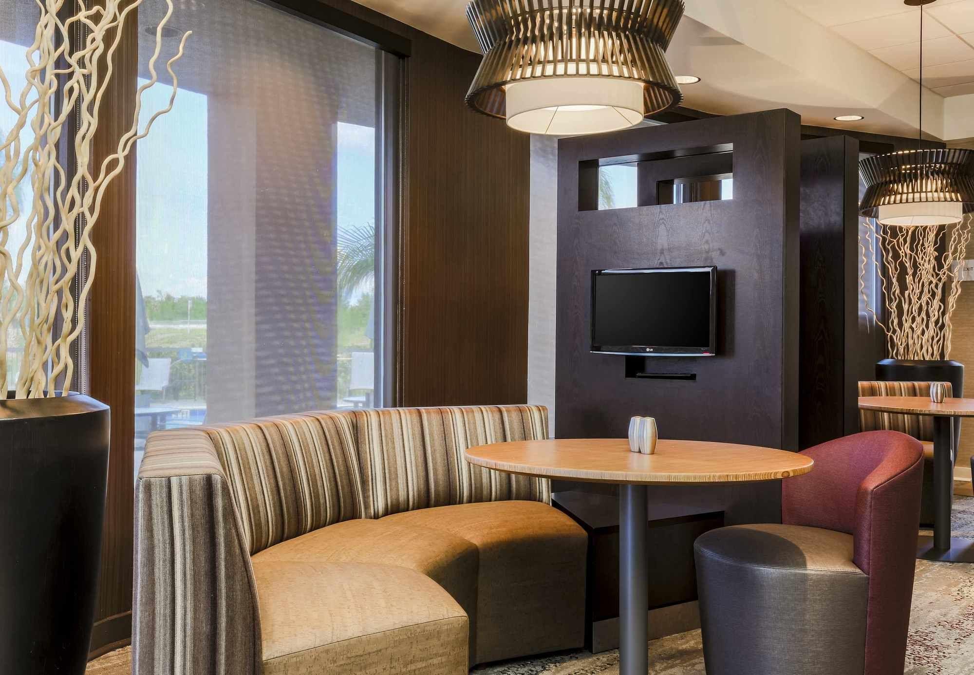 Courtyard By Marriott Orlando Lake Mary North Heathrow Zewnętrze zdjęcie